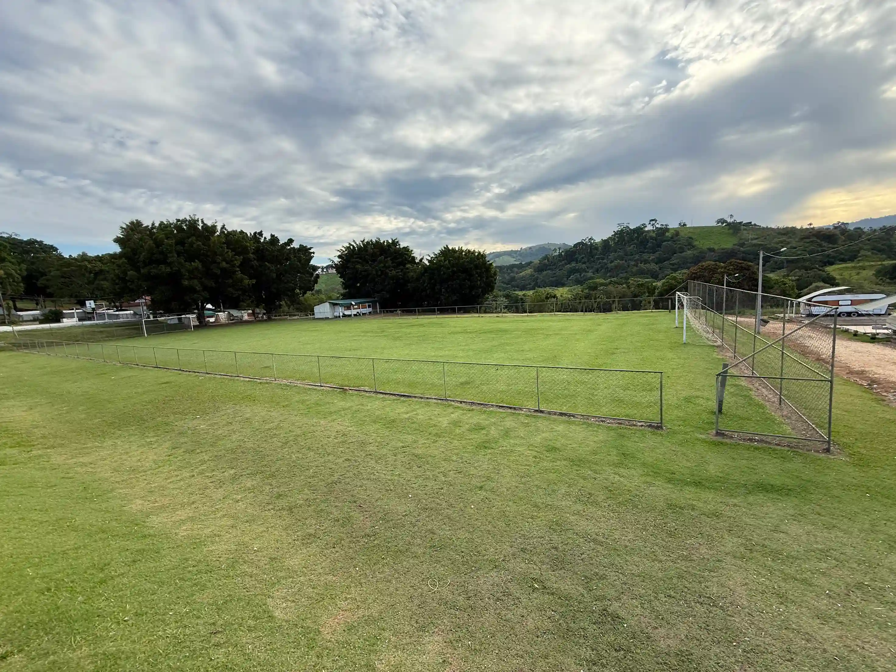 Campo de Futebol - Vista 1