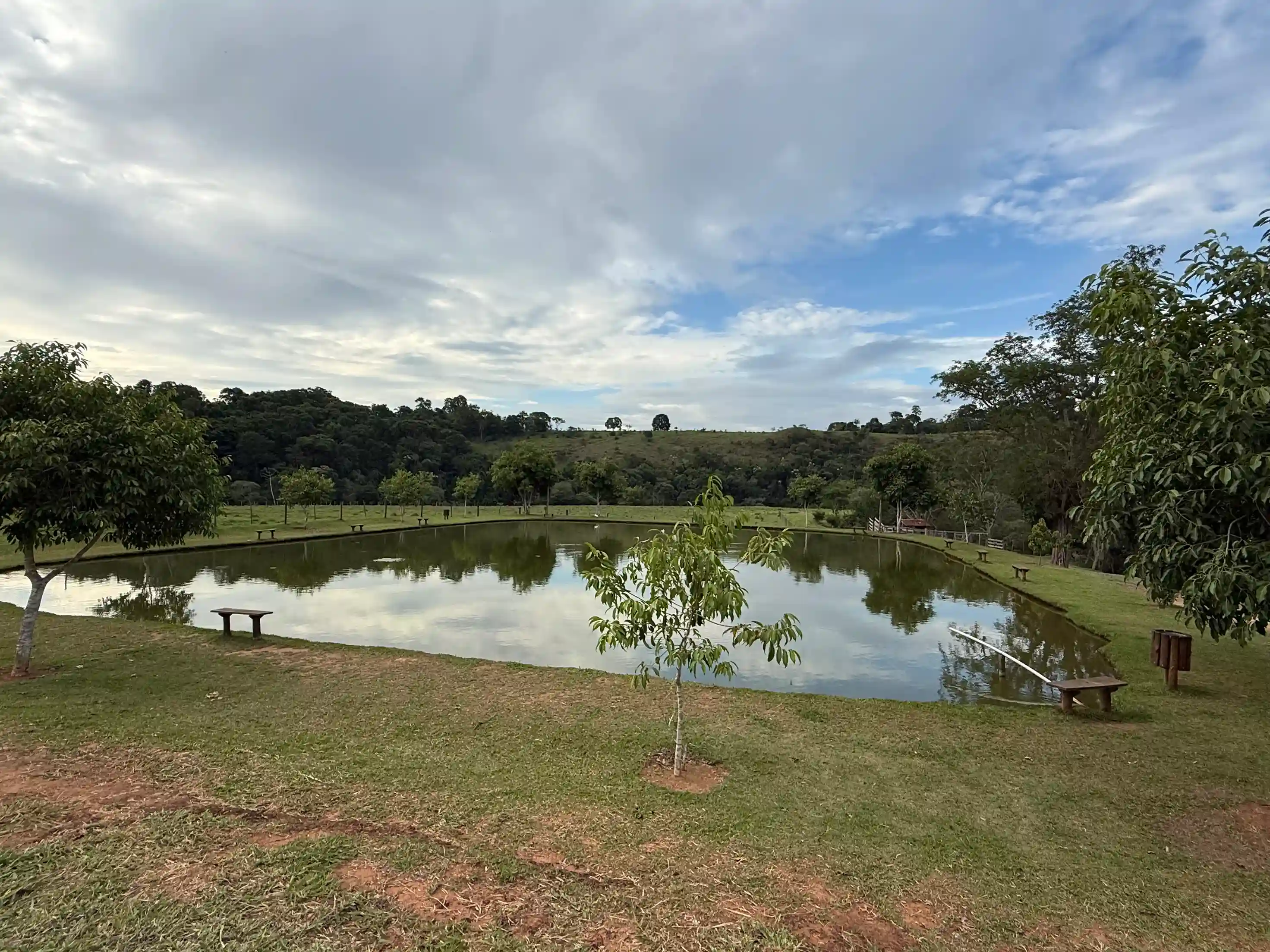 Lago para Pesca - Vista 1